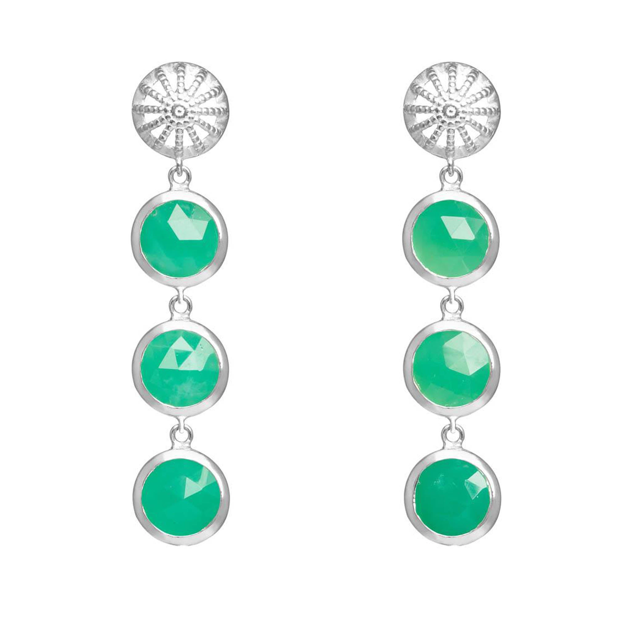 sterlign silver pair of earrings with faceted Chrysopras