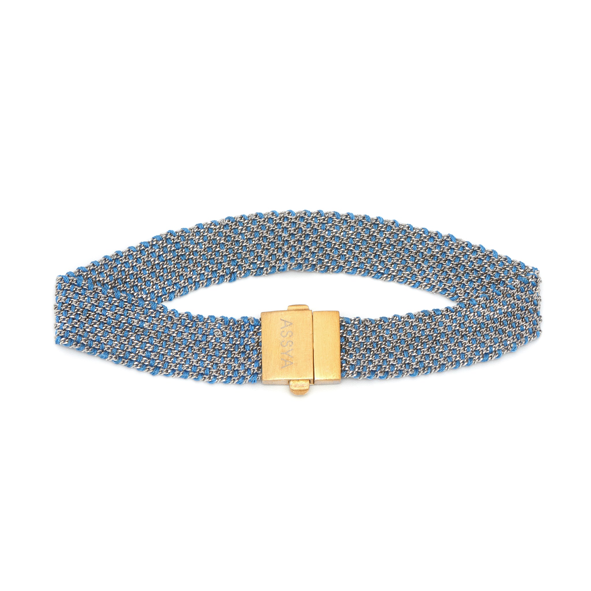 A 18ct vermeil gold and blue color silk weaved bracelet with a metallic clasp